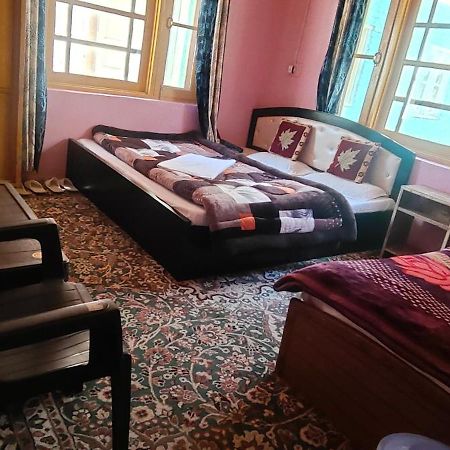 Friends Enclave Gurez Hotell Kanzalwan Eksteriør bilde